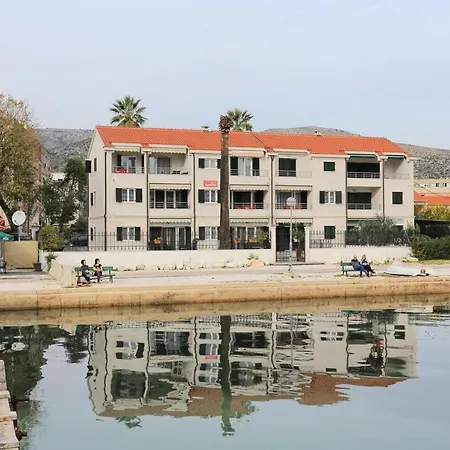 Appartement 16211c Trogir